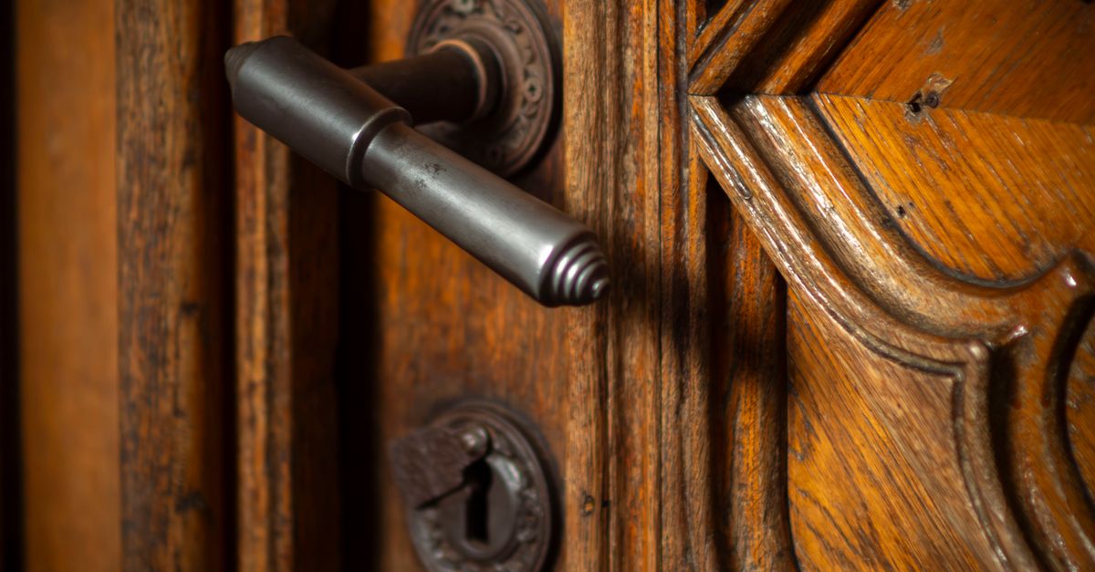 home security lock door — Augustine Locksmith Pro